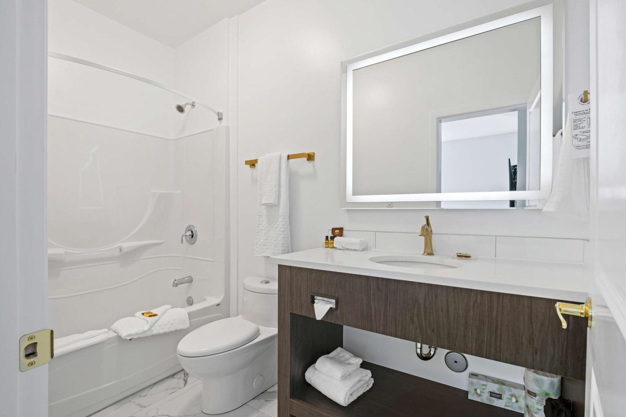 Crown Columbia Hotel; BW Premier Collection Trail Luaran gambar