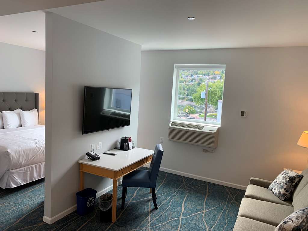 Crown Columbia Hotel; BW Premier Collection Trail Bilik gambar